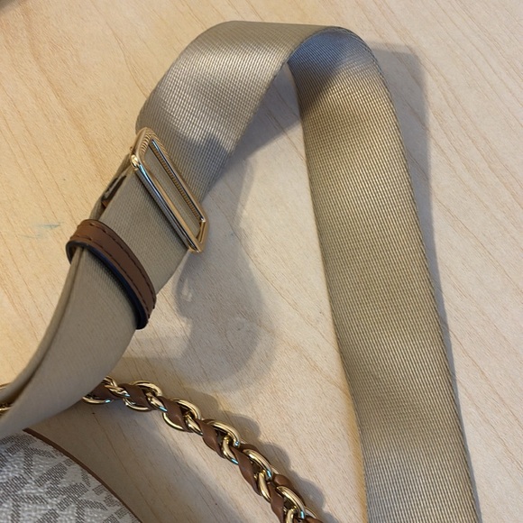 MK fanny bag and wallet set! - Picture 14 of 16